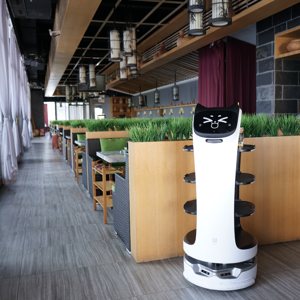 BellaBot - Le Robot de Livraison Qui Révolutionne le Service en Restaurant